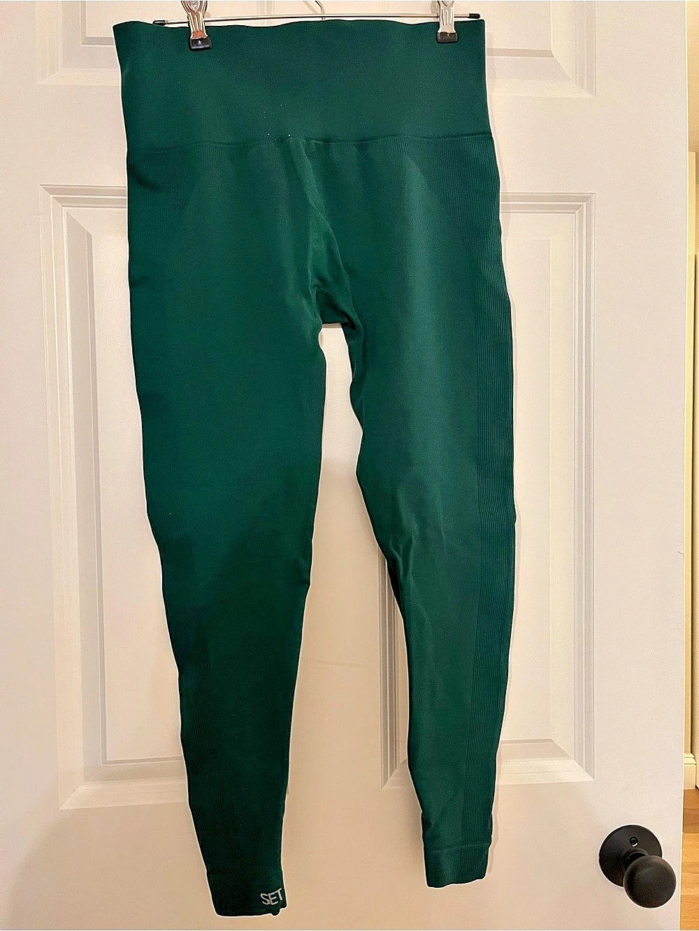 Set Active Green Leggings Size XL Like New
